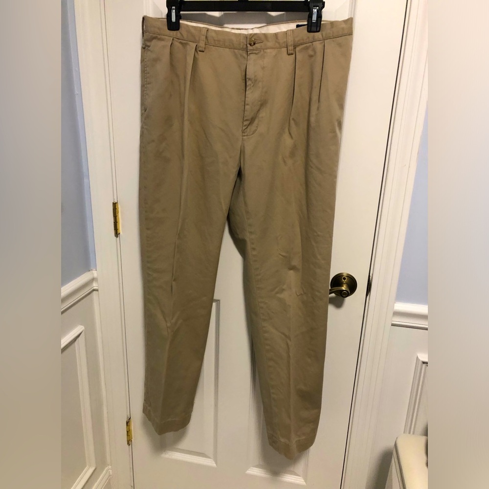 Polo Ralph Lauren men’s khakis. Size 38x32.Classic fit, pleated front